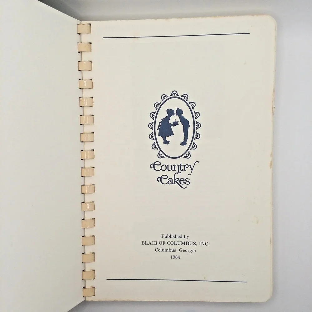 Country‎ Cakes by Bevelyn Blair 1984 Cookbook Columbus GA Pound cakes Galore